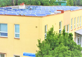 Chrudim: Test fotovoltaiky na objektu městského úřadu